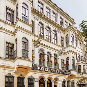 Amber & 4*, Istanbul Turcia