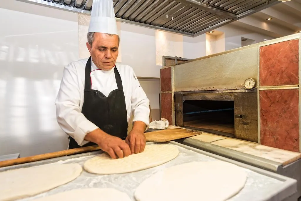 Adonis Hotel Antalia