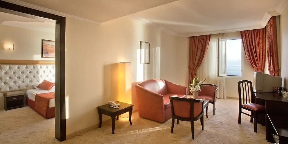 Adonis Hotel Antalya 4*,